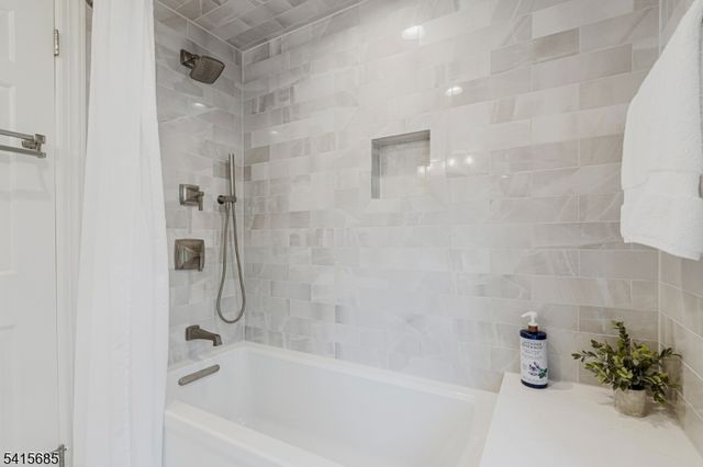 167 Ridge Rd, Watchung Boro, NJ 07069
