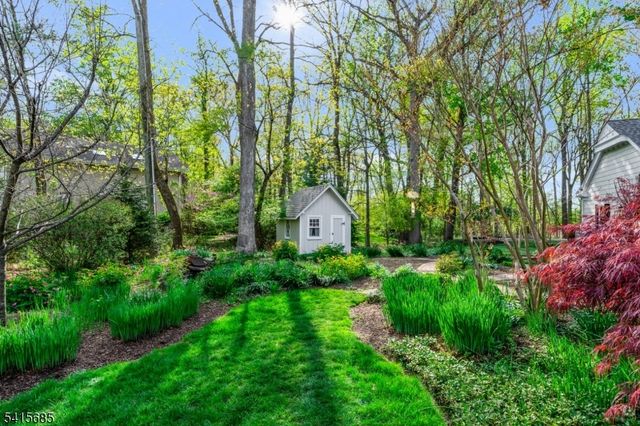167 Ridge Rd, Watchung Boro, NJ 07069
