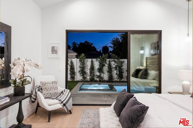 14602 Morrison Street, Sherman Oaks, CA 91403