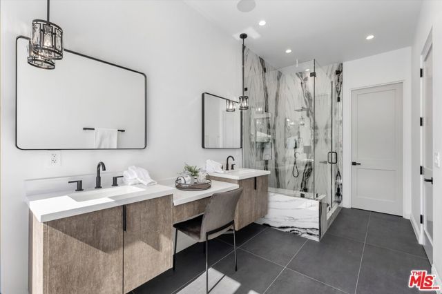 14602 Morrison Street, Sherman Oaks, CA 91403