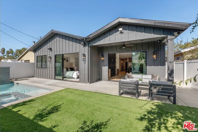 14602 Morrison Street, Sherman Oaks, CA 91403