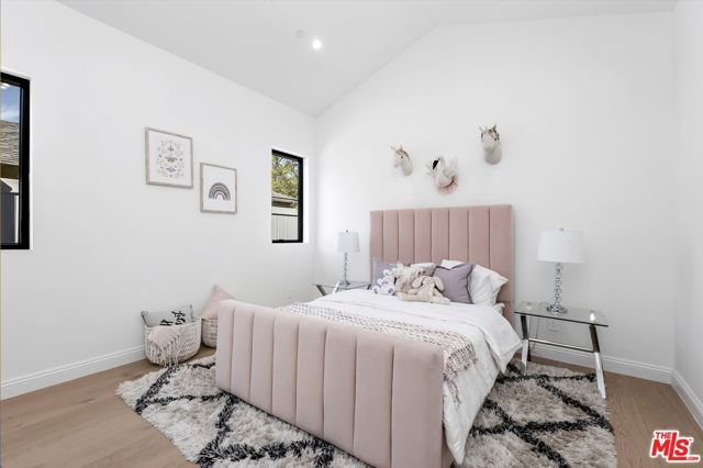 14602 Morrison Street, Sherman Oaks, CA 91403