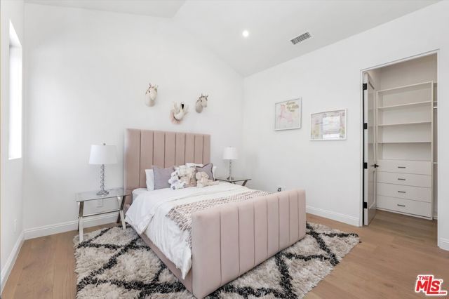 14602 Morrison Street, Sherman Oaks, CA 91403