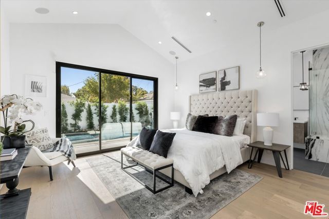 14602 Morrison Street, Sherman Oaks, CA 91403
