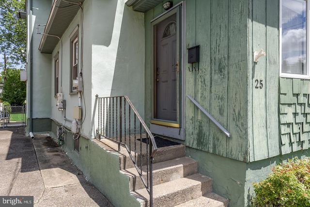 25 E CLINTON AVE, Oaklyn, NJ 08107