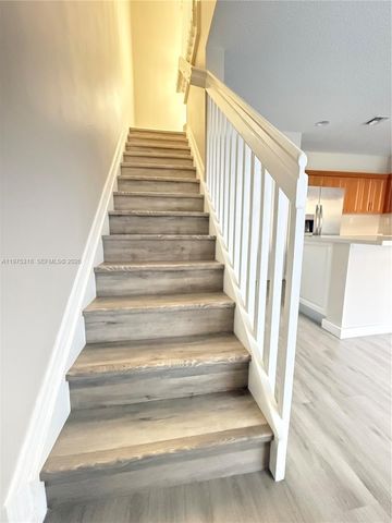 978 NE 42nd Pl 978, Homestead, FL 33033