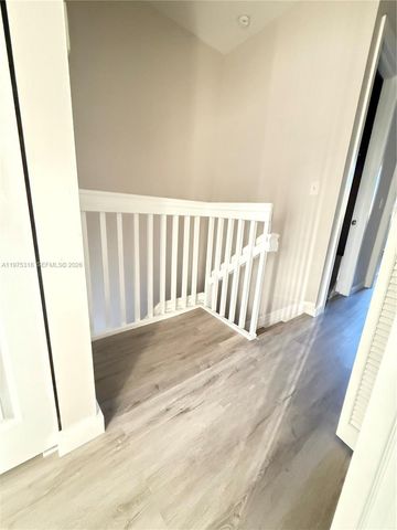 978 NE 42nd Pl 978, Homestead, FL 33033