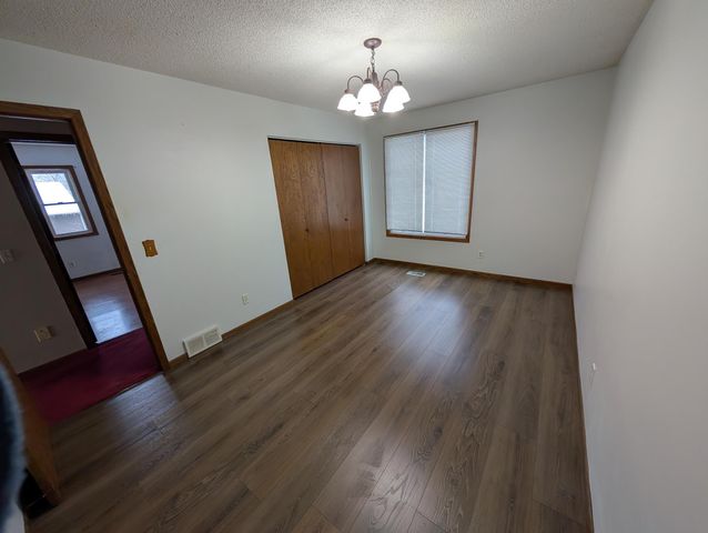 220 E Hamberg Street, Litchfield, MN 55355