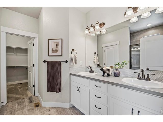 1690 W 50th St, Loveland, CO 80538