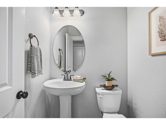 1690 W 50th St, Loveland, CO 80538