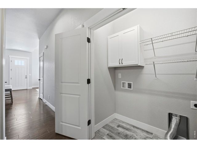 1690 W 50th St, Loveland, CO 80538