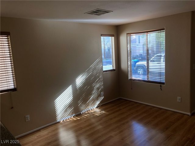 842 Trout Stream Court, Henderson, NV 89052