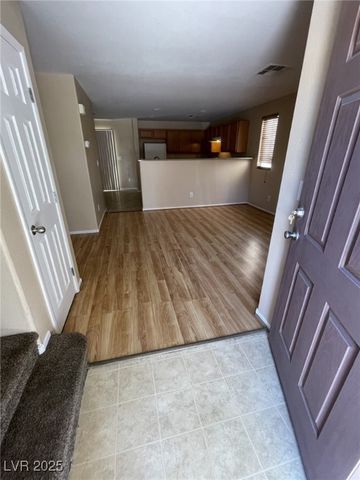 842 Trout Stream Court, Henderson, NV 89052