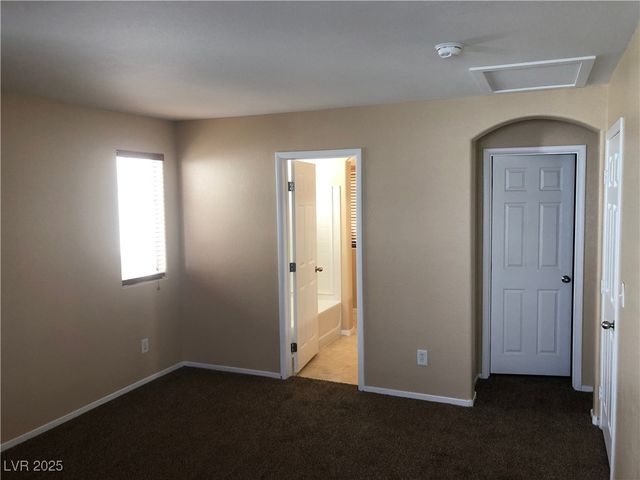 842 Trout Stream Court, Henderson, NV 89052