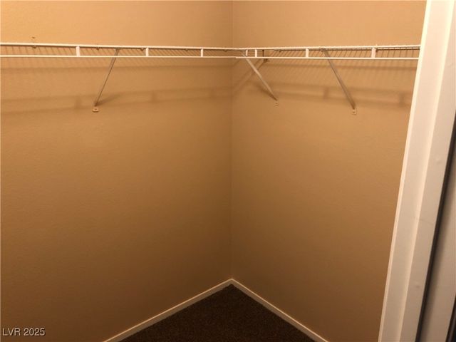 842 Trout Stream Court, Henderson, NV 89052