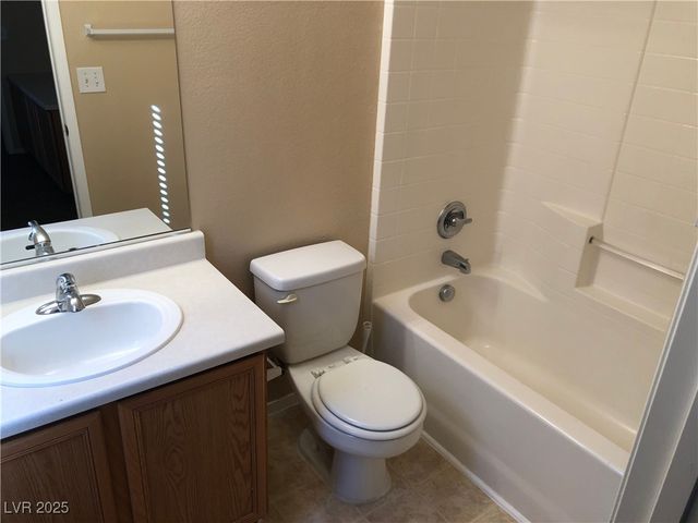 842 Trout Stream Court, Henderson, NV 89052