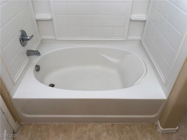 842 Trout Stream Court, Henderson, NV 89052