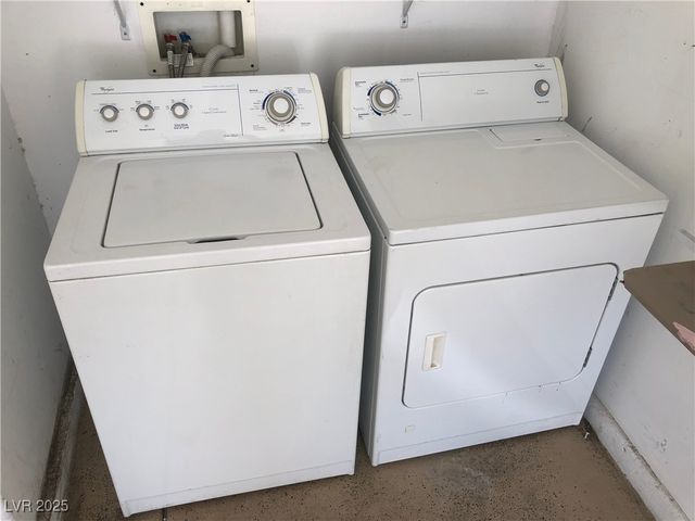 842 Trout Stream Court, Henderson, NV 89052