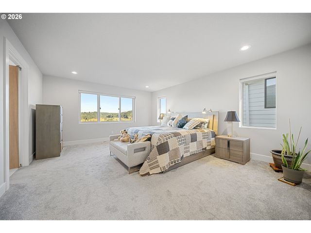 9970 Se Wood Fern St, Happy Valley, OR 97086