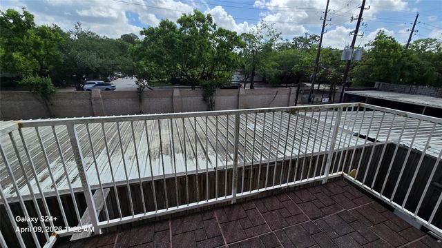 2601 Bellefontaine Street B219, Houston, TX 77025