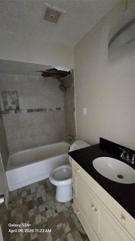 2601 Bellefontaine Street B219, Houston, TX 77025