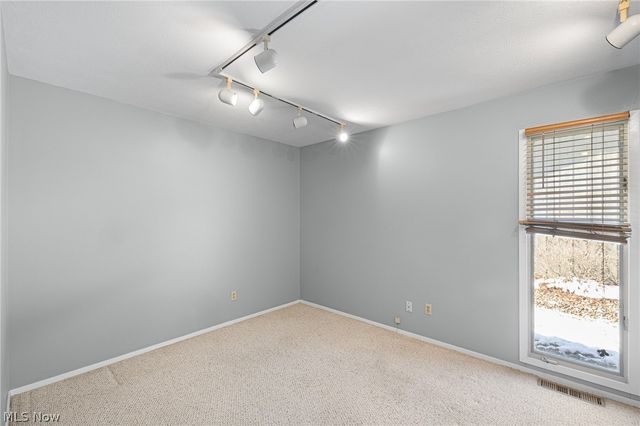 17338 Ridge Creek Road, Strongsville, OH 44136