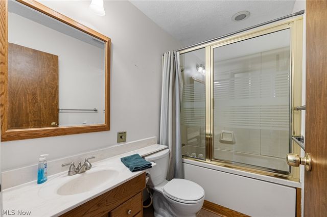 17338 Ridge Creek Road, Strongsville, OH 44136