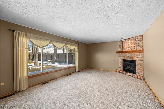 17338 Ridge Creek Road, Strongsville, OH 44136