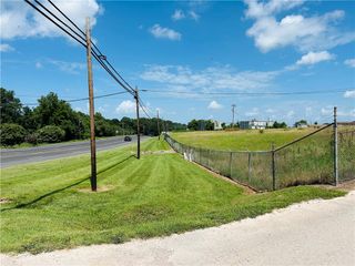 - S 65 Highway, Harrison, AR 72601