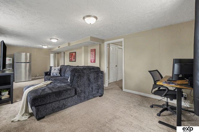 730 S 10th Street, Plattsmouth, NE 68048