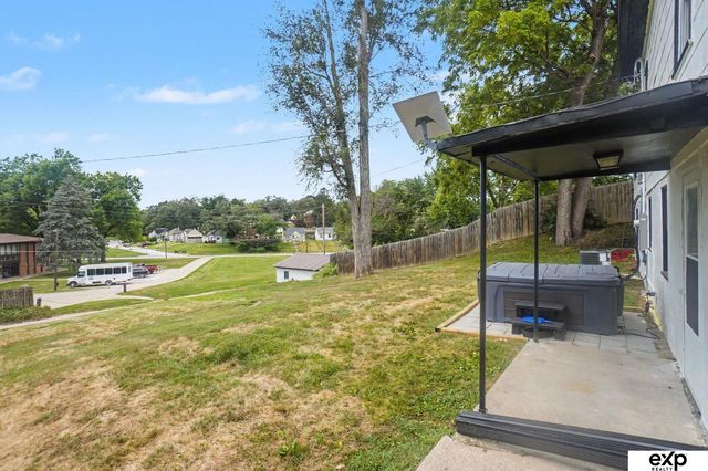 730 S 10th Street, Plattsmouth, NE 68048