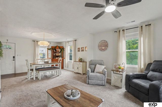 730 S 10th Street, Plattsmouth, NE 68048
