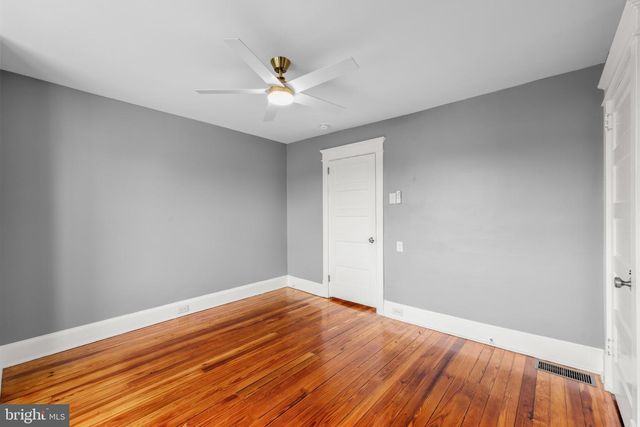 30 N RIDGEWAY AVE, Glenolden, PA 19036