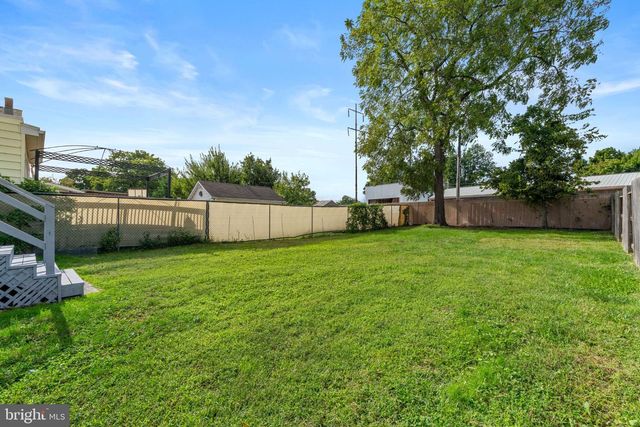 30 N RIDGEWAY AVE, Glenolden, PA 19036