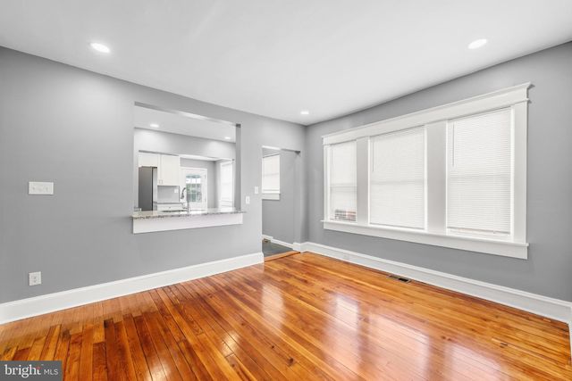 30 N RIDGEWAY AVE, Glenolden, PA 19036