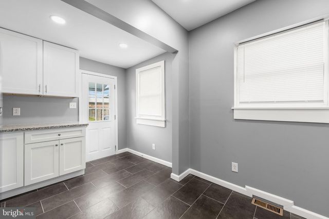 30 N RIDGEWAY AVE, Glenolden, PA 19036