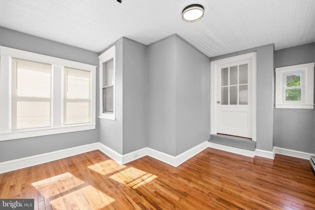 30 N RIDGEWAY AVE, Glenolden, PA 19036