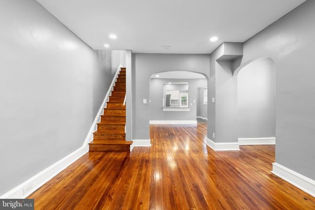 30 N RIDGEWAY AVE, Glenolden, PA 19036