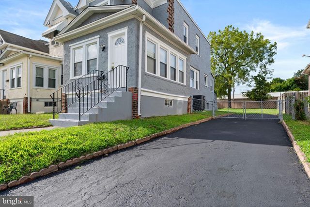 30 N RIDGEWAY AVE, Glenolden, PA 19036