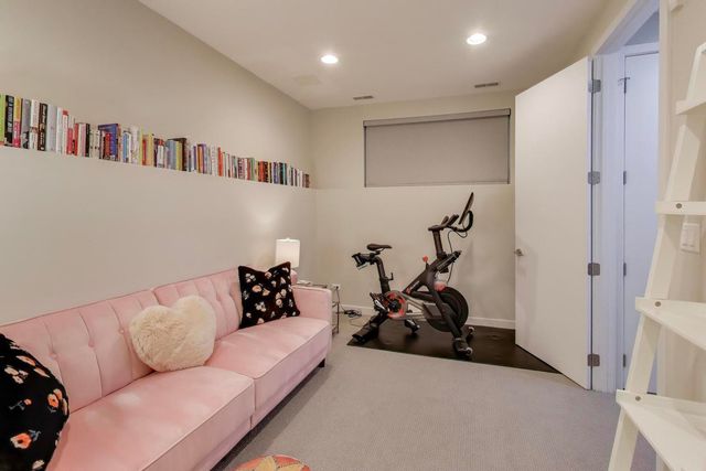 1632 W Ohio Street, Chicago, IL 60622