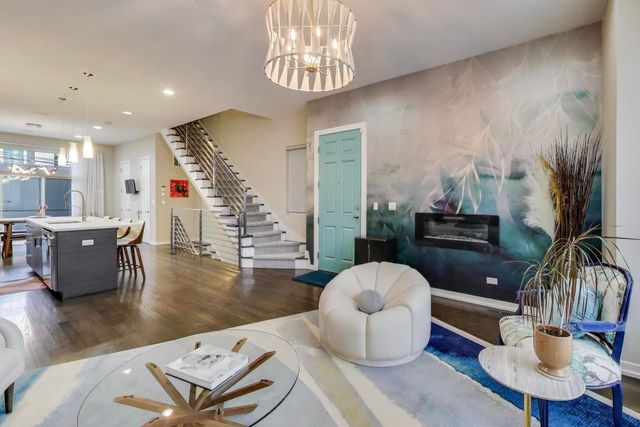 1632 W Ohio Street, Chicago, IL 60622