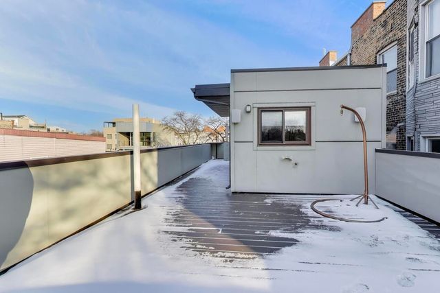 1632 W Ohio Street, Chicago, IL 60622