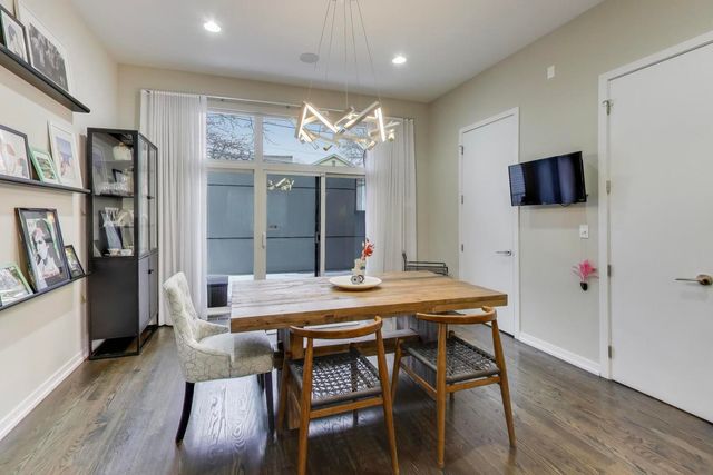 1632 W Ohio Street, Chicago, IL 60622