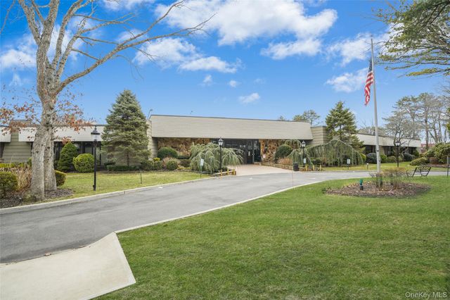 103 Birchwood Road, Medford, NY 11763