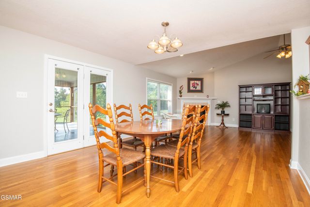 1616 Ellis Woods Loop, Sevierville, TN 37876