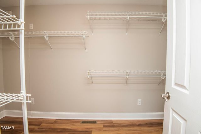 1616 Ellis Woods Loop, Sevierville, TN 37876
