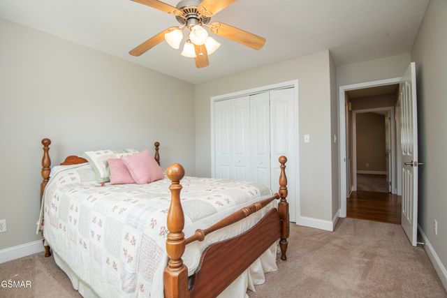 1616 Ellis Woods Loop, Sevierville, TN 37876