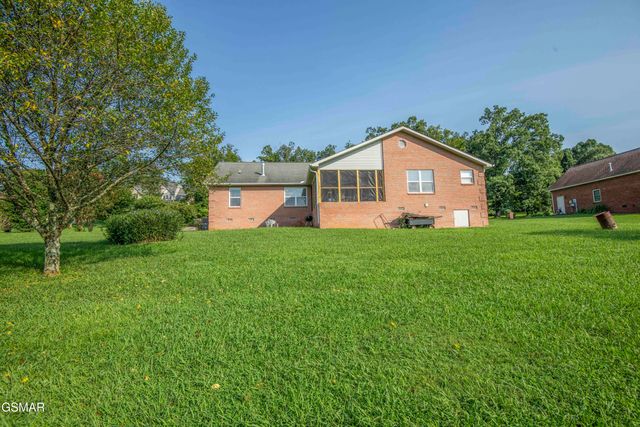 1616 Ellis Woods Loop, Sevierville, TN 37876
