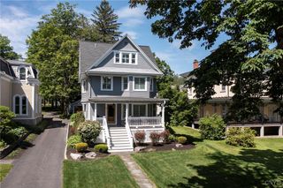 52 West Lake Street, Skaneateles, NY 13152