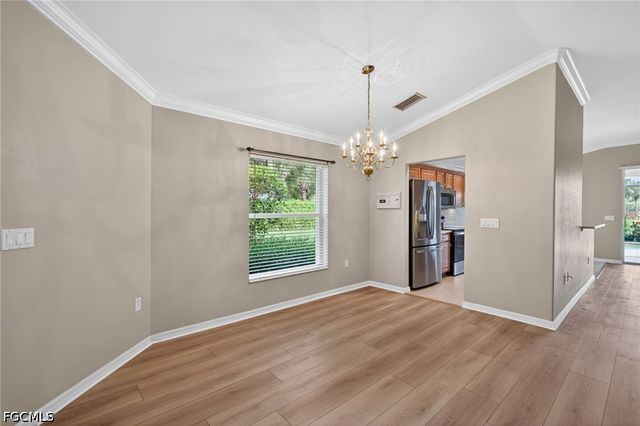 9550 Hemingway LN, Fort Myers, FL 33913